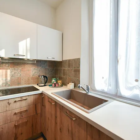 Sofia 4* Modena