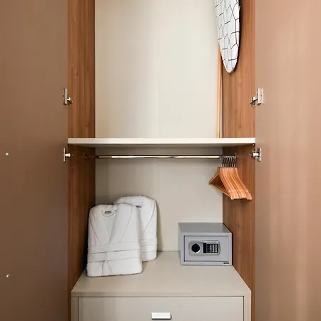 Oda ve Kahvaltı Sofia Modena