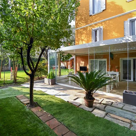 Sofia Oda ve Kahvaltı Modena